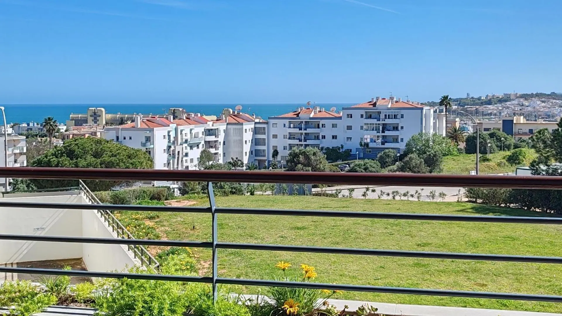Spacious Apartment With Sea View Lagos